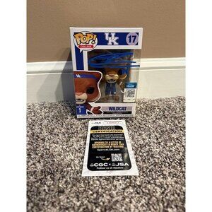Tyler Herro signed autographed University of Kentucky Wildcat Funko Pop! #17 JSA